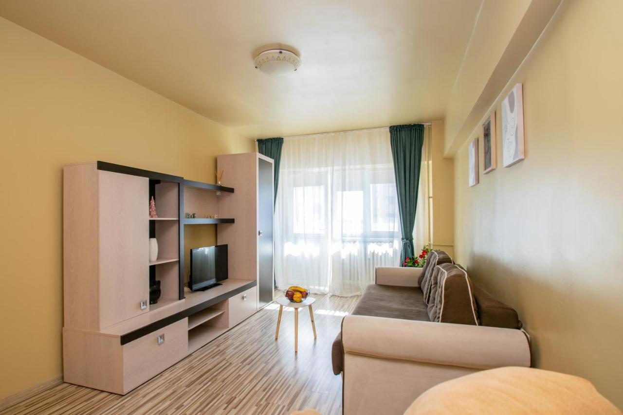 Apartament Centru - Cec Apartment Craiova Ngoại thất bức ảnh