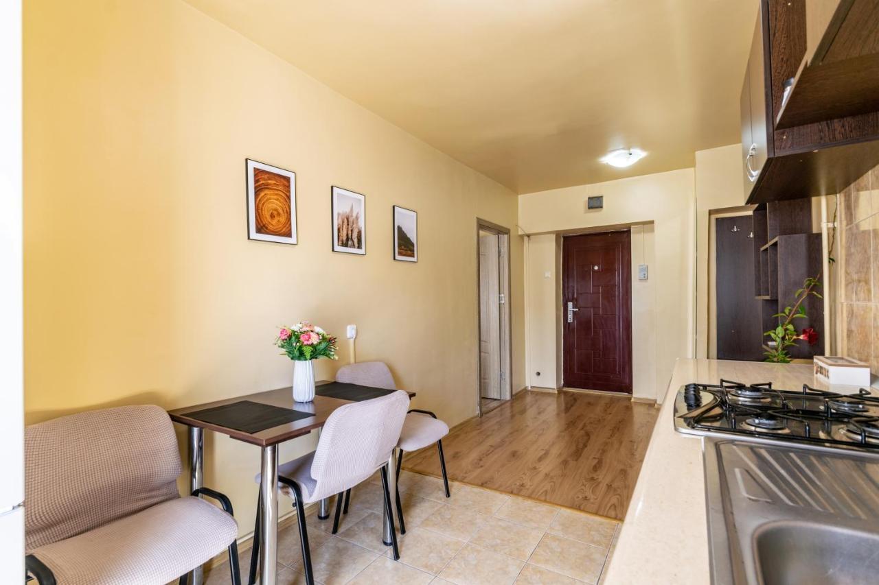 Apartament Centru - Cec Apartment Craiova Ngoại thất bức ảnh